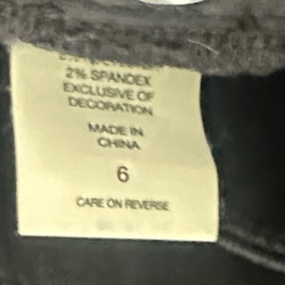 Classic Black Jeans for Women - Picture 10 of 11
